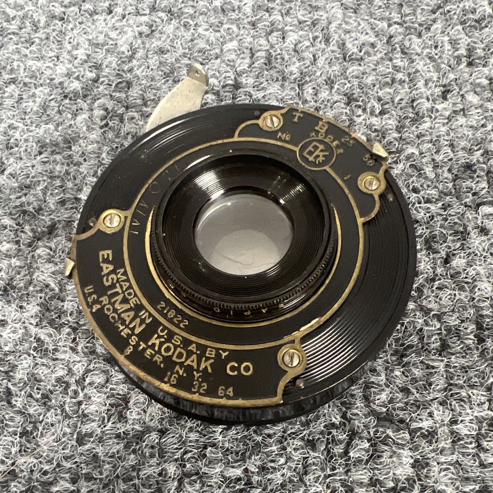Kodak Kodar f=7.9 \ 131mm Lens in Kodex Shutter